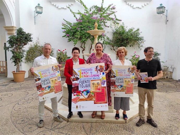 Presentación del I Mercado de Arte y Artesanía de Fuente Tójar.