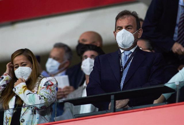 Archivo - Angel Torres, presidente del Getafe, durante un partido