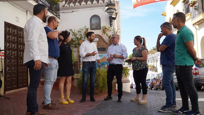 El PSOE se compromete a impulsar una planta desaladora en la Axarquía