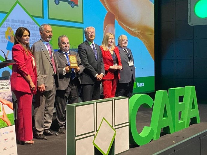 El consejero de Transformación Económica, Industria, Conocimiento y Universidades, Rogelio Velasco,  en la clausura de las XIII Jornadas de la CAEA