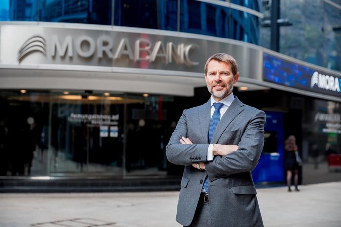 El consejero y director general de MoraBanc, Lluís Alsina, ha sido nombrado director general de BSABanc