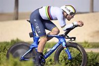 Ganna se lleva la crono y Van Aert sigue líder del Dauphiné