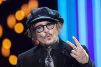 Johnny Depp debuta en TikTok con un emotivo mensaje a sus fans: "Hicimos lo correcto juntos y pasaremos página"
