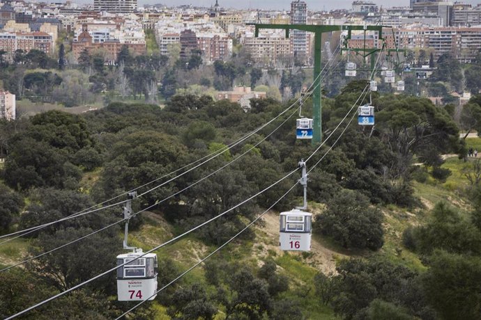 Archivo - Casa de Campo de Madrid a vista de teleférico.