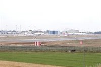 El Parlament rechaza instar al Gobierno a suspender la ampliación del aeropuerto de Palma