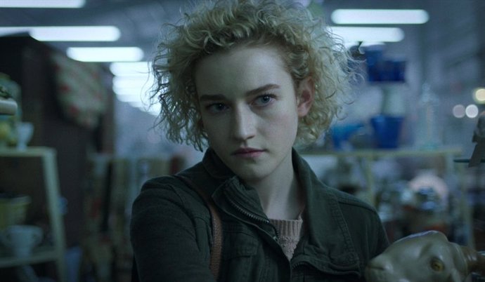 Julia Garner (Ozark) es la elegida para ser Madonna en el biopic de la cantante