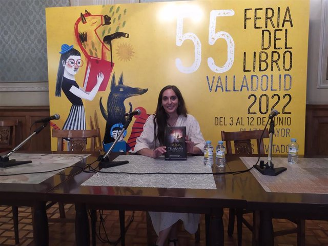 Nieves Muñoz en la presentación de su libro 'Las damas de la telaraña'