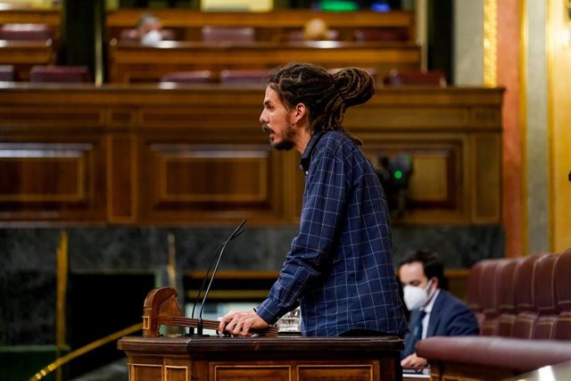 Archivo - Imagen de recurso del exdiputado de Unidas Podemos en el Congreso Alberto Rodríguez, a 18 de mayo de 2021, en Madrid (España). 