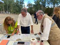 La ubicación y el viento de terral dificultan la extinción del incendio de Pujerra, cuya evolución "no es favorable"
