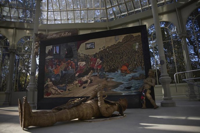 Archivo - Una de las figuras que componen la exposición Magallanes, Marilyn, Mickey y fray Dámaso. 