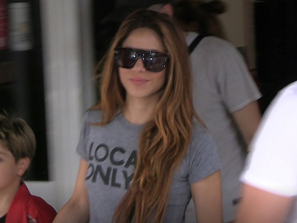 Shakira, sonriente tras su separación de Gerard Piqué