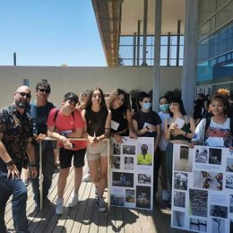 Alumnos del IES Celia Viñas participan en el I Encuentro de Artistas en el Aula.