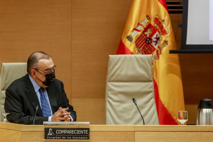 Archivo - El ex jefe de la Unidad Central de Apoyo Operativo (UCAO) de la Policía Nacional Enrique García Castaño comparece en la comisión del Congreso de los Diputados que investiga la Operación Kitchen.