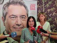 Darias afirma que votar por el PSOE supone elegir el "avance, la ampliación de derechos y eliminación de copagos"