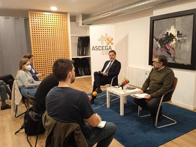 Presentación de un informe sobre los establecimientos de bodas en Galicia