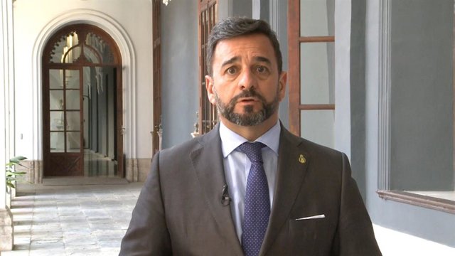 El consejero de Educación y Deporte, Manuel Alejandro Cardenete