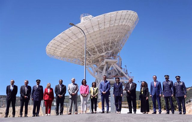 Foto de familiacto de la  presentación del PERTE Aeroespacial