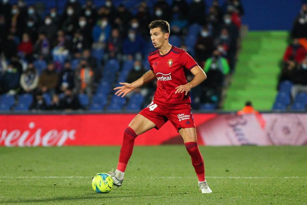 Archivo - Lucas Torró durante un partido con Osasuna