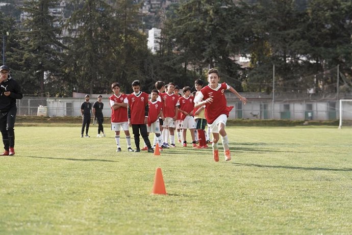 LaLiga Tryouts aterriza por primera vez en México y selecciona a 27 futbolistas, entre más de 500 participantes, que compiten por un beca de formación en España