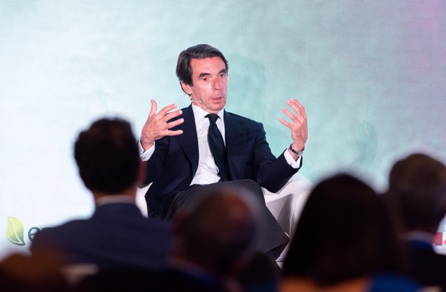 El expresidente del Gobierno de España, José María Aznar, durante la segunda jornada del III Foro Económico Internacional Expansión, en el Parador de Alcalá de Henares