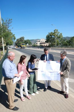 Presentación de la actuación en el puente de acceso a Electromecánicas.