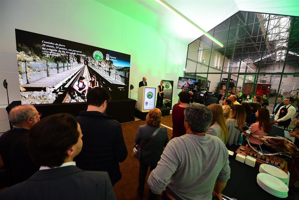 Presentación de 'Camino de Hierro' en Oporto (Portugal).