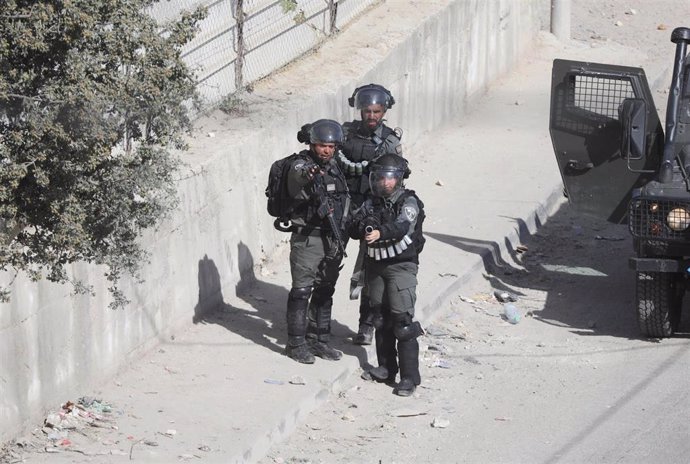 Miembros de las fuerzas de seguridad israelíes