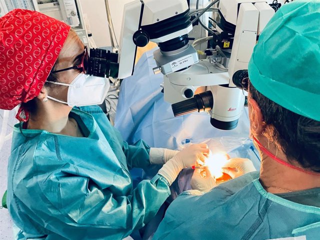 Implante de cirugía de glaucoma