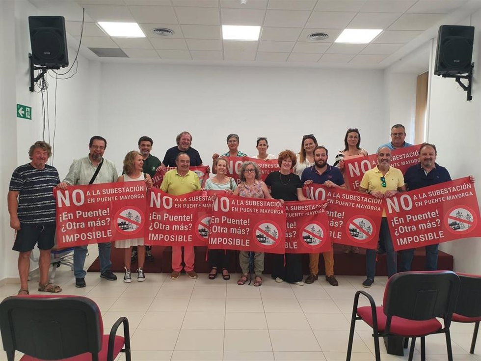Ecologistas, vecinos y concejales de San Roque contra al central eléctrica de Puente Mayorga.