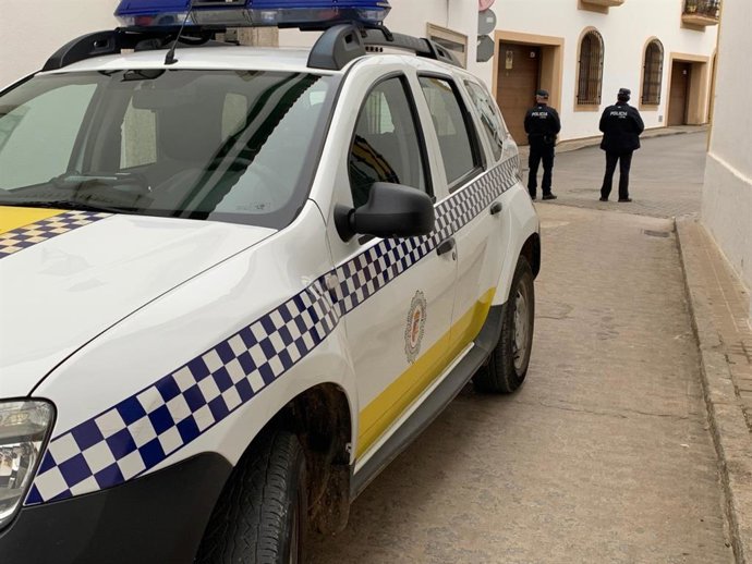 Un coche de la Policía Local de Los Santos de Maimona.