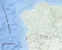 Rescatado y trasladado a un hospital de Vigo el tripulante de una embarcación volcada en la desembocadura del Miño