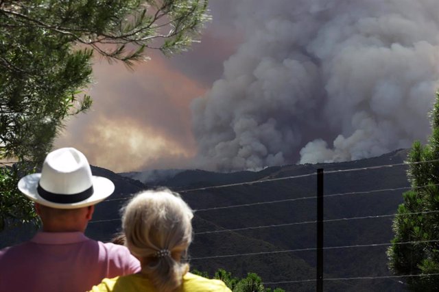Incendio forestal del Pujerra a 09 de junio del 2022 en Pujerra (Málaga, Andalucía, España). Unos 1.000 efectivos de distintos organismos trabajarán durante la jornada de este jueves en las labores de extinción, seguridad y coordinación en el incendio, de