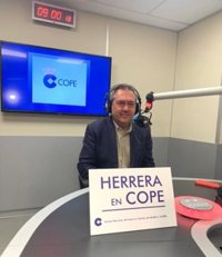 Espadas apuesta por gobernar en la Junta en solitario como hizo en Sevilla y llegar a acuerdos con la izquierda