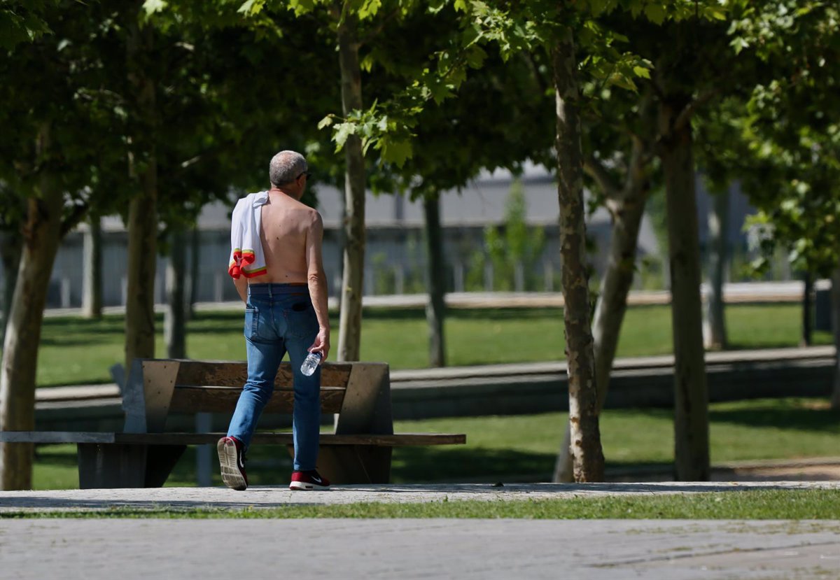 La primera ola de calor de 2022 será larga, al menos durará cinco días y  los termómetros pasarán de 40ºC