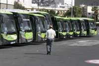 Titsa refuerza las líneas de guagua en Carnaval con 125.000 plazas adicionales