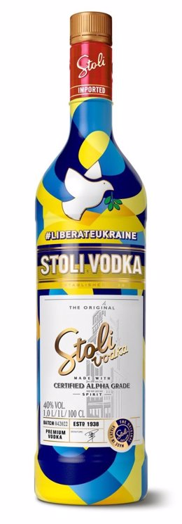 Stoli lanza una botella edición limitada en apoyo al pueblo ucraniano