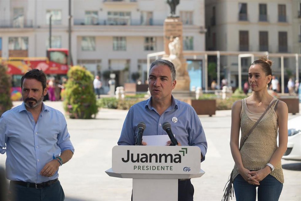 El coordinador general del PP y de la campaña del PP-A de las andaluzas, Elías Bendodo, este viernes en Málaga.