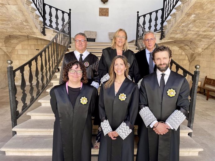 Los jueces Alberto Jesús Rodríguez, Laia Piñol y Victria Crespí, tras ascender a la categoría de magistrado ante la Sala de Gobierno del TSJIB.