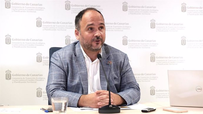 El consejero de Transición Ecológica del Gobierno de Canarias, José Antonio Valbuena, en la presentación del Plan de Transición Energética
