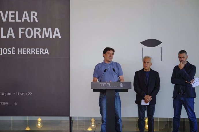 Presentación de la exposición 'Velar la forma' de José Herrera
