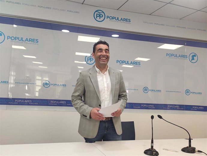 Luis López presenta su candidatura para tomar el relevo de Rueda al frente del PP de Pontevedra