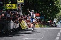 El fugado Ferron gana con pillería y Van Aert sigue líder del Dauphiné