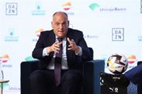 Tebas: "El Barça es una máquina de hacer dinero, va a salir adelante"