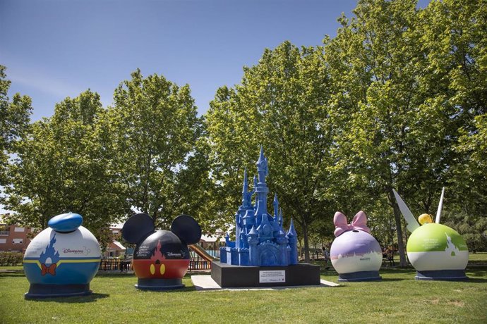 Fabrican con vidrio reciclado el castillo de La Bella Durmiente de Disneylan París en Boadilla del Monte (Madrid)