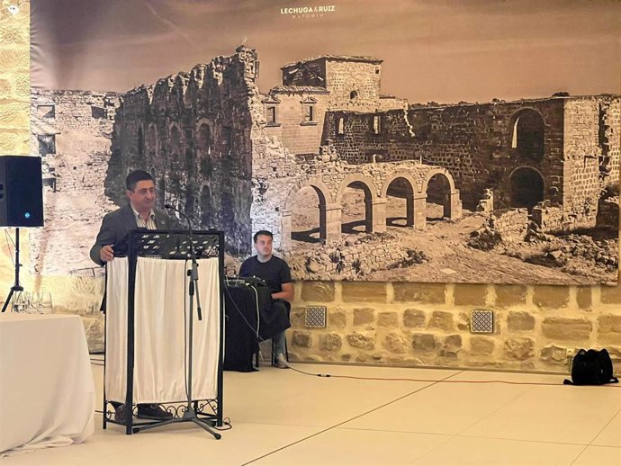 Francisco Reyes participa en la entrega de los premios anuales de Alciser a empresas ubetenses