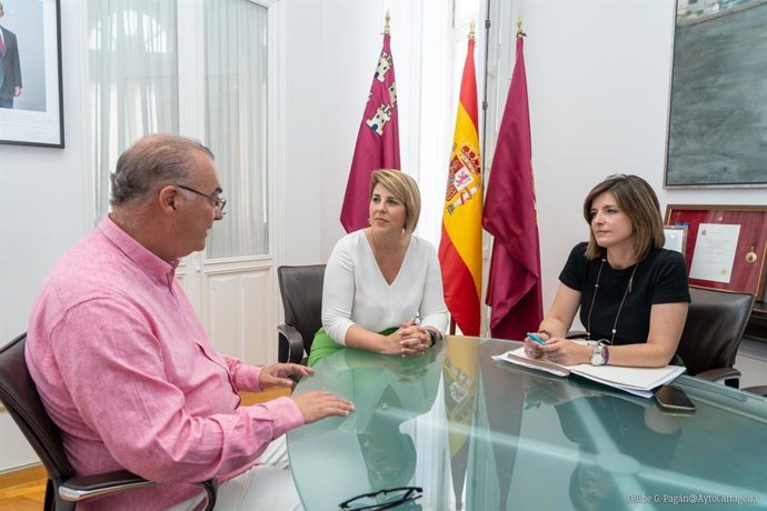 Reunión de la alcaldesa con el presidente de la Fundación de Victimología