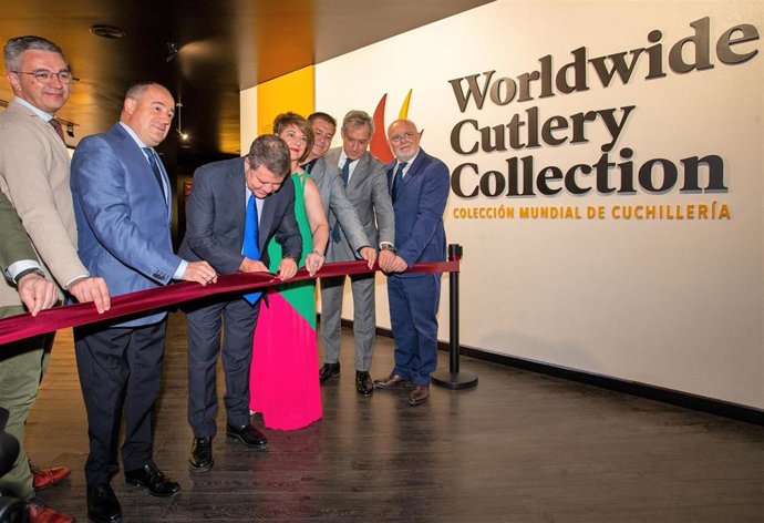 Inauguración en el Museo de la Cuchillería de Albacete de la 'Worldwide Cutlery Collection'.