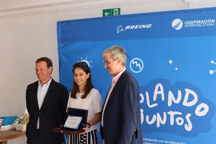 Acto de conmemoración de los 15 años de colaboración de Boeing y Cooperación Internacional con el programa 'Volando juntos'.