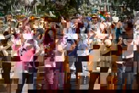 Arrimadas dice que frente a las "manos libres" que quiere Moreno, Cs promete seguir "manos a la obra" en Andalucía