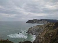 Chubascos tormentosos de madrugada y temperaturas en ascenso, este lunes en Euskadi